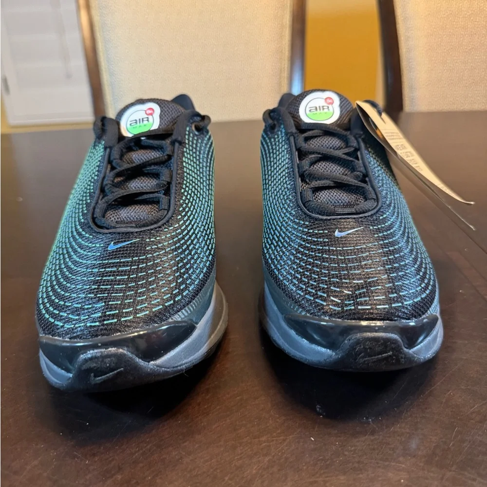 New Nike Air Max DN Black Green Sneaker Shoes Size US 6.5Y